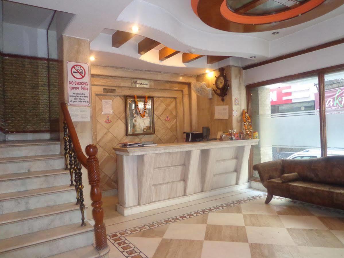 Metro City Delhi  Exterior photo